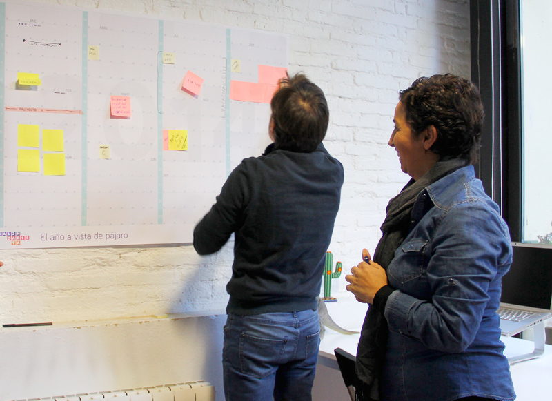 Calendarista_trabajo-en-grupo